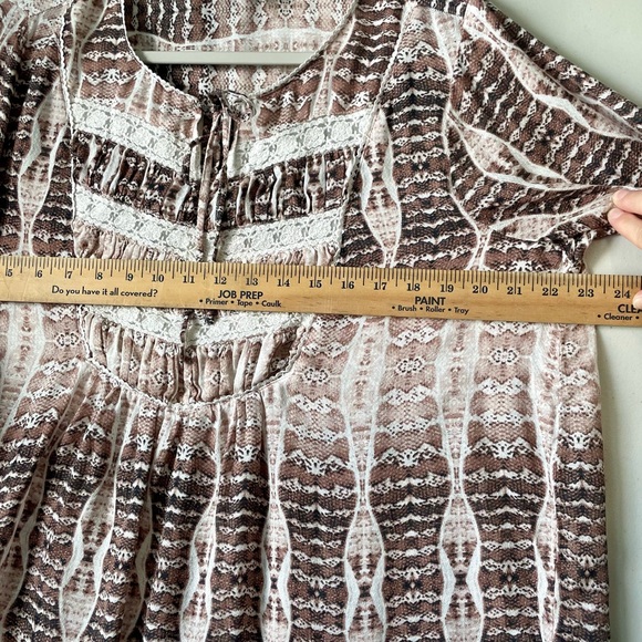 Haute Hippie Tribal Harlan White & Brown Bell Sleeve Large Boho Blouse - Picture 4 of 9